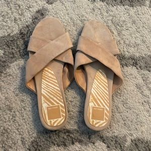 Dolce vita light pink suede flat sandals